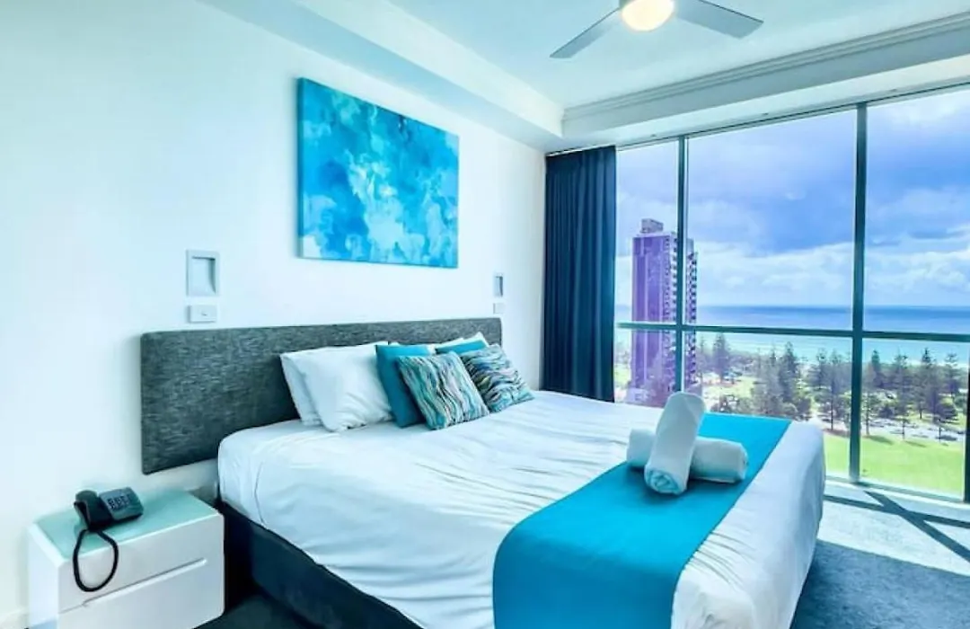 Ocean Whisper Broadbeach Apartment *